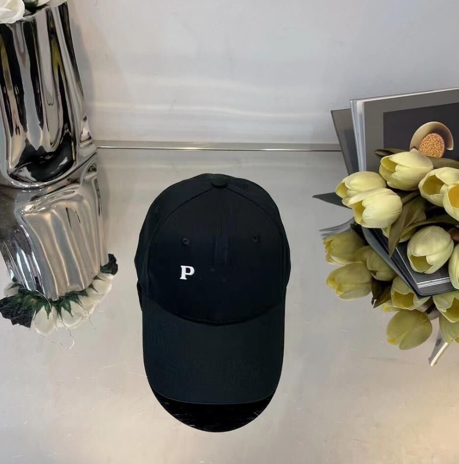 New Style Designer Hat Fashion Unisex Baseball Caps Classic Summer Leisure Hip-Hop Peaked Cap Adjustable Canvas Women's Ball Cap, Brown
New Style Designer Hat Fashion Unisex Baseball Caps Classic Summer Leisure Hip-Hop Peaked Cap Adjustable Canvas Women's Ball Cap, Brown