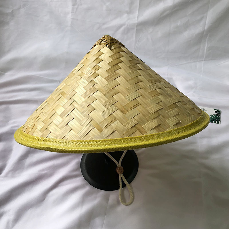 Wide Brim Hats Bucket Bamboo Hat Chinese Style Rattan Fisherman Retro Handmade Weave Straw Cap Tourism Cone Fishing Sunshade Rain Caps 230330