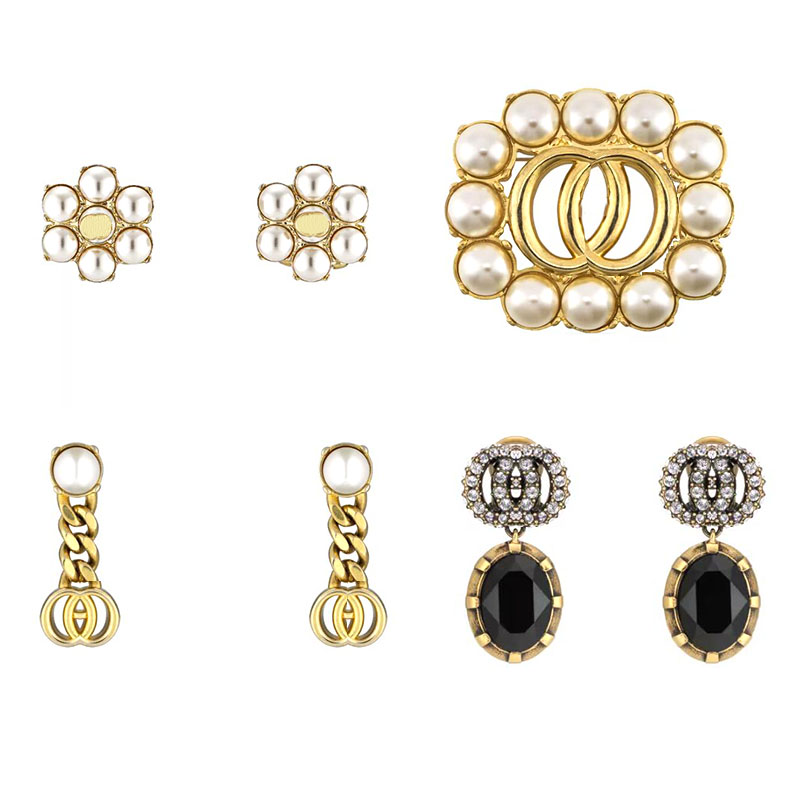 Luxury INTERLOCKING SINGLE EARRING woman designer stud earrings double letters jewelry women plated diamond Crystal Rhinestones Pearls Wedding Gifts
Luxury INTERLOCKING SINGLE EARRING woman designer stud earrings double letters jewelry women plated diamond Crystal Rhinestones Pearls Wedding Gifts