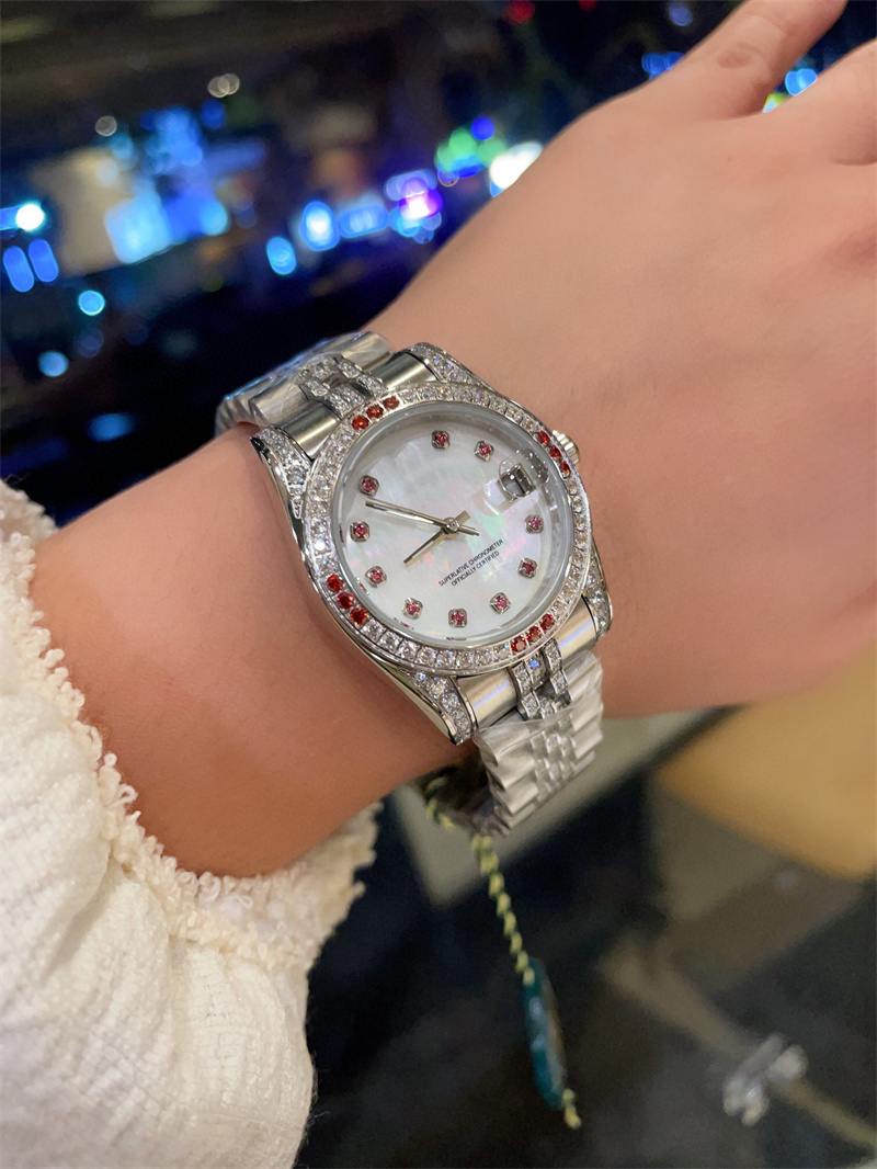 2023 New Luxury Fashion Men's Watch Women's Watch Set Classic Diamond Ring Dial Quartz Battery, Add 5atm waterproof
2023 New Luxury Fashion Men's Watch Women's Watch Set Classic Diamond Ring Dial Quartz Battery, Add 5atm waterproof