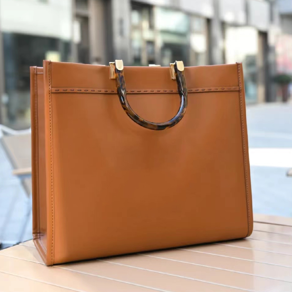 Luxury femdy Beach bag Women's designer purses handbag Genuine Leather Glass Top handle Crossbody fashion weekend clutch Shoulder Shopping Bags mens large tote Bag, Mon0gram stripe
Luxury femdy Beach bag Women's designer purses handbag Genuine Leather Glass Top handle Crossbody fashion weekend clutch Shoulder Shopping Bags mens large tote Bag, Mon0gram stripe