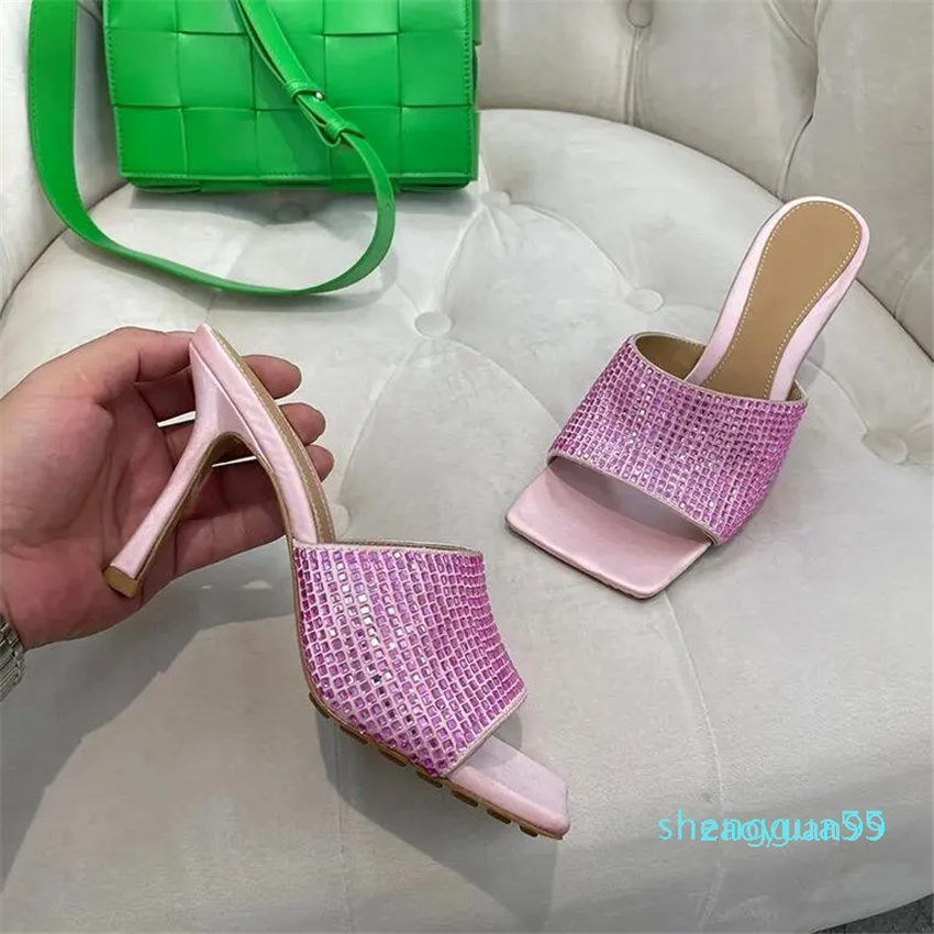 Designer Flip Flop STRETCH SANDALS luxury fashion dress shoes bridal wedding botteg shoe high heels women sandals Ankle-strap
Designer Flip Flop STRETCH SANDALS luxury fashion dress shoes bridal wedding botteg shoe high heels women sandals Ankle-strap