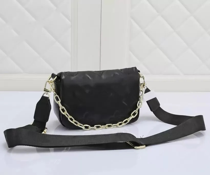 WALLET ON STRAP BUBBLEGRAM Colors Cross Body Bags Women Designer Crossbody Bag Fashion Quilted Mini Handbag Chain Round Luxury Shoulder Purse the tote bag, White
WALLET ON STRAP BUBBLEGRAM Colors Cross Body Bags Women Designer Crossbody Bag Fashion Quilted Mini Handbag Chain Round Luxury Shoulder Purse the tote bag, White