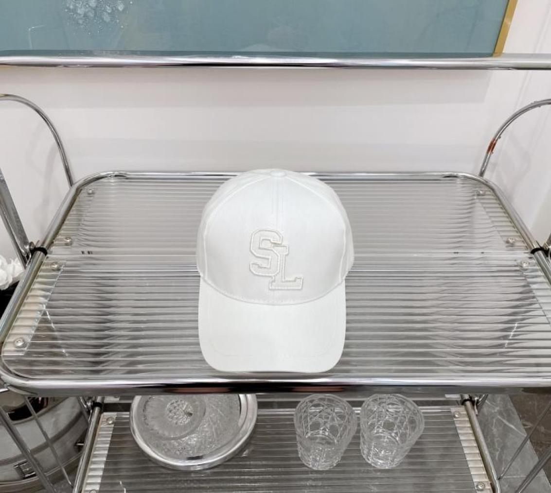 2022 Designer LUOLUO Baseball Cap Men Women SL Embroidery Pinkycolor Fashion Summer Letter Hat High Quality5607463
2022 Designer LUOLUO Baseball Cap Men Women SL Embroidery Pinkycolor Fashion Summer Letter Hat High Quality5607463
