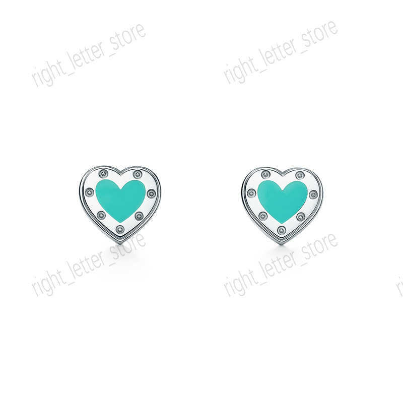 Three Luxury 925 Earrings Ladies Designer New Peach Heart Classic Color Enamel Luxury Jewelry Valentine's Day Gift Wholesale With Box G230330
Three Luxury 925 Earrings Ladies Designer New Peach Heart Classic Color Enamel Luxury Jewelry Valentine's Day Gift Wholesale With Box G230330