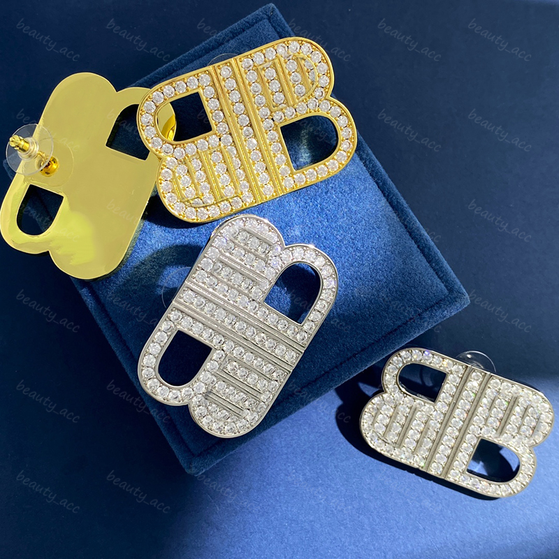 Glitter Earring Stud For Women Luxury Designer Jewelry Diamond Letter B Big Earrings Men aretes gold Earings Wedding Accessories orecchini
Glitter Earring Stud For Women Luxury Designer Jewelry Diamond Letter B Big Earrings Men aretes gold Earings Wedding Accessories orecchini