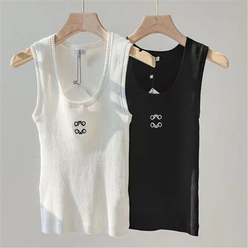 WS81 Womens knits vest coats designer women camisole luxury clothes Embroidery Knitted Vest vests breathable top white designer tops Womens tank suspender vest M L
WS81 Womens knits vest coats designer women camisole luxury clothes Embroidery Knitted Vest vests breathable top white designer tops Womens tank suspender vest M L