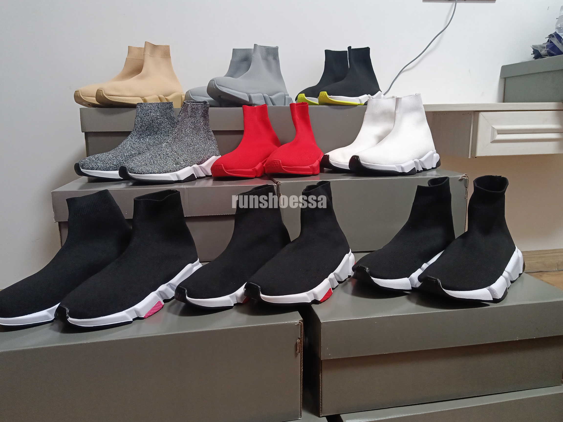 balenciagas Designer Sock casual Shoes Runner Trainer 2.0 Sneakers Women Men black Socks Sneaker Platform Stretch Lace-up Balenciagas Balencaiga paris trainers, Color #9
balenciagas Designer Sock casual Shoes Runner Trainer 2.0 Sneakers Women Men black Socks Sneaker Platform Stretch Lace-up Balenciagas Balencaiga paris trainers, Color #9
