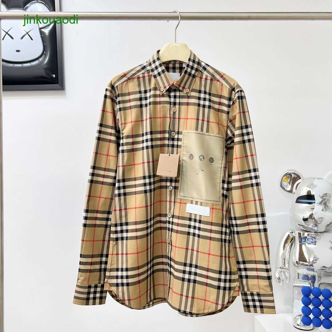 Burbresys 2023 Autumn and Winter New Style Men Women Lovers Khaki Plaid Long-sleeved Patch Shirt T Shirt NSIN
Burbresys 2023 Autumn and Winter New Style Men Women Lovers Khaki Plaid Long-sleeved Patch Shirt T Shirt NSIN