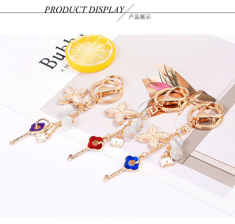 Creative Crystal Rhinestone Clover Key Chain Car Keyrings Female Cute Flower keychains Women Bag Auto Pendant Gift