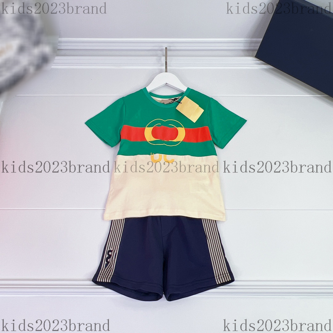 luxury high end boys sports sets designer t shirts with blue shorts two pieces sets summer children tracksuits fashion kids sports wear size 10, 9#
luxury high end boys sports sets designer t shirts with blue shorts two pieces sets summer children tracksuits fashion kids sports wear size 10, 9#