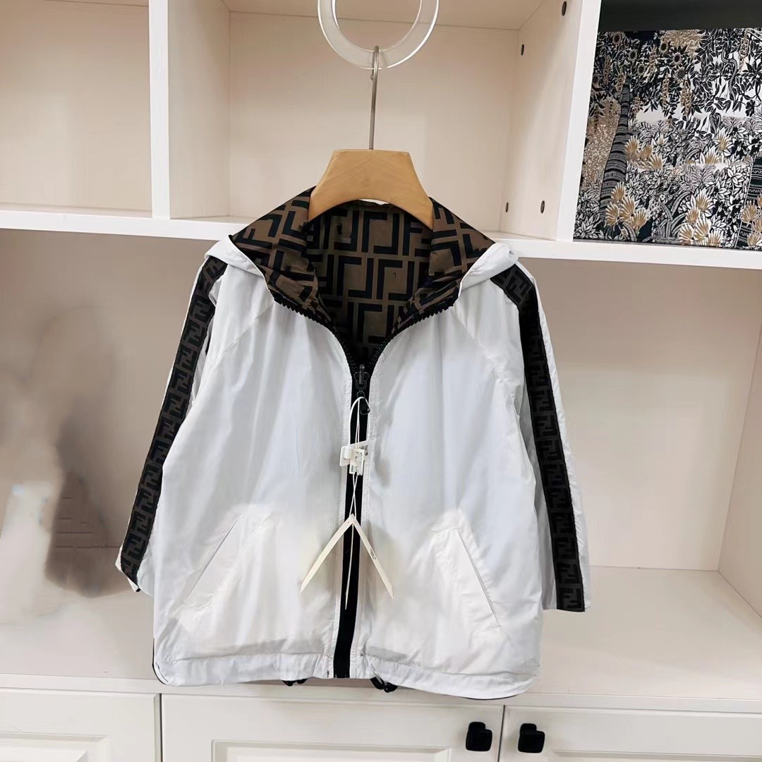 kids jacket windproof Wearable on both sides baby sunscreen jackets girls boys cloth kid clothes hooded Students Sports summer Spring autumn clothing LETTER, White
kids jacket windproof Wearable on both sides baby sunscreen jackets girls boys cloth kid clothes hooded Students Sports summer Spring autumn clothing LETTER, White