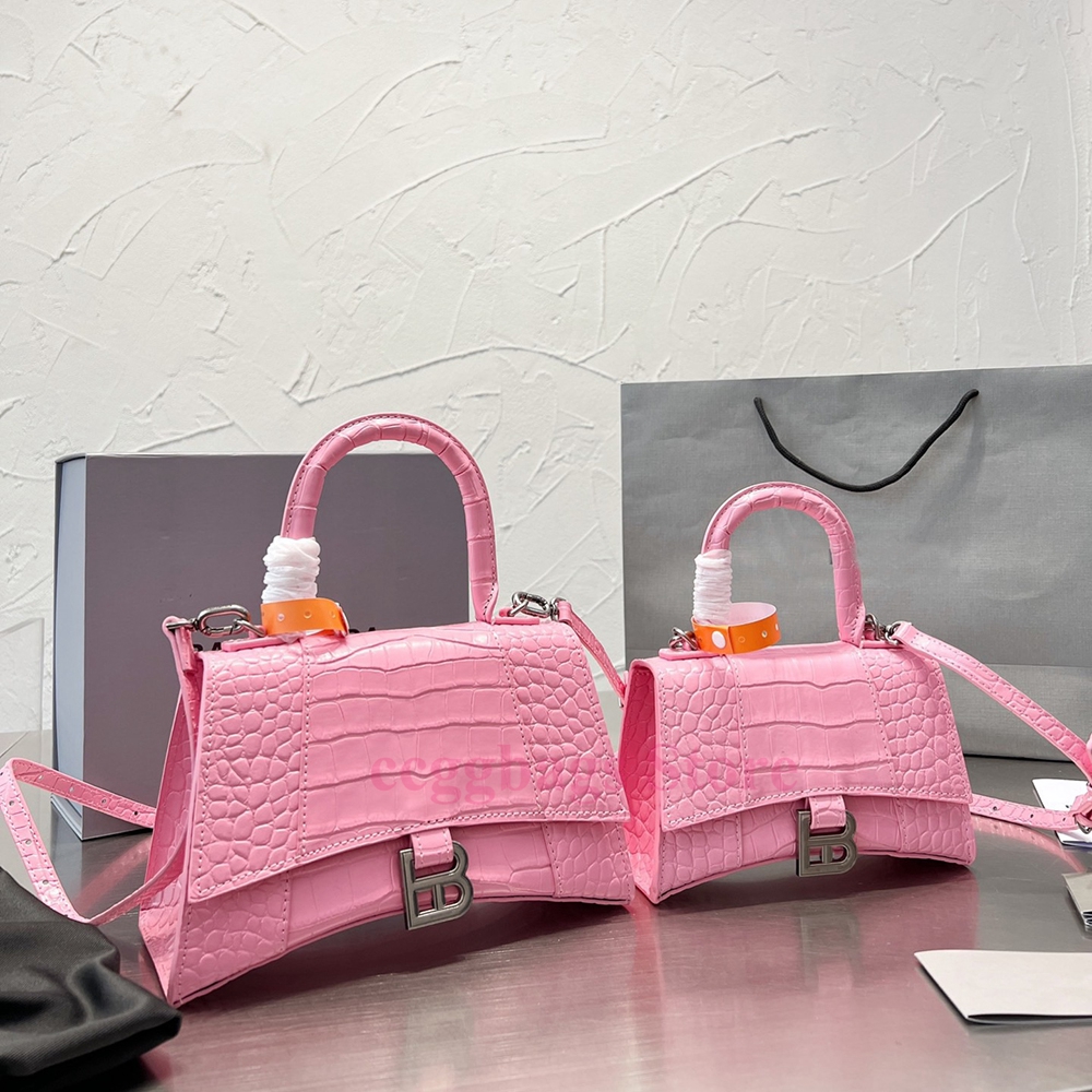 Luxury Designer Bags Birkins The Totes Handbags Hourglass Crossbody Shoulder Bag For Women Half Moon Fashion Ladies Wallet Purses Black Red Pink, 03
Luxury Designer Bags Birkins The Totes Handbags Hourglass Crossbody Shoulder Bag For Women Half Moon Fashion Ladies Wallet Purses Black Red Pink, 03