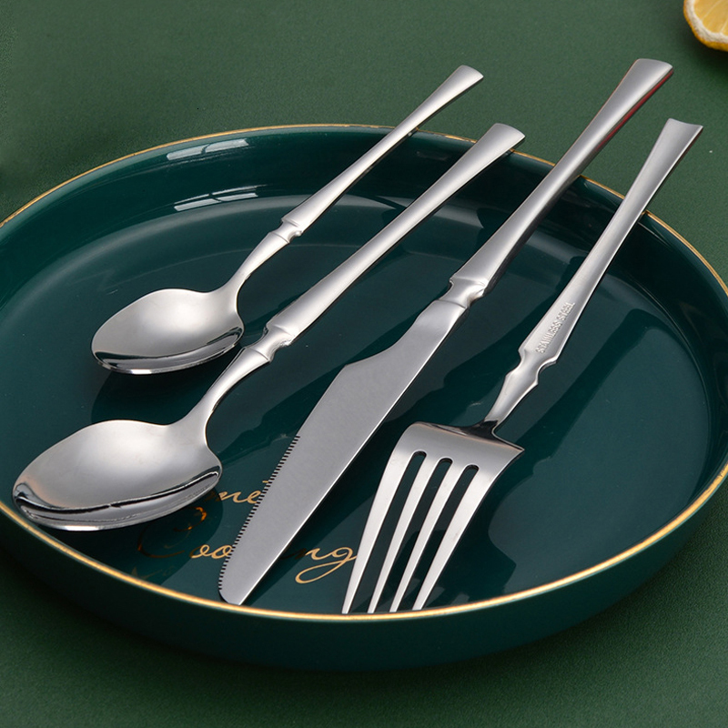 Dinnerware Sets 16 Piece Gold Tableware Set Fork Knife Tableware Safety Stainless Steel Western Style Tableware Silver Wedding Gift 230331