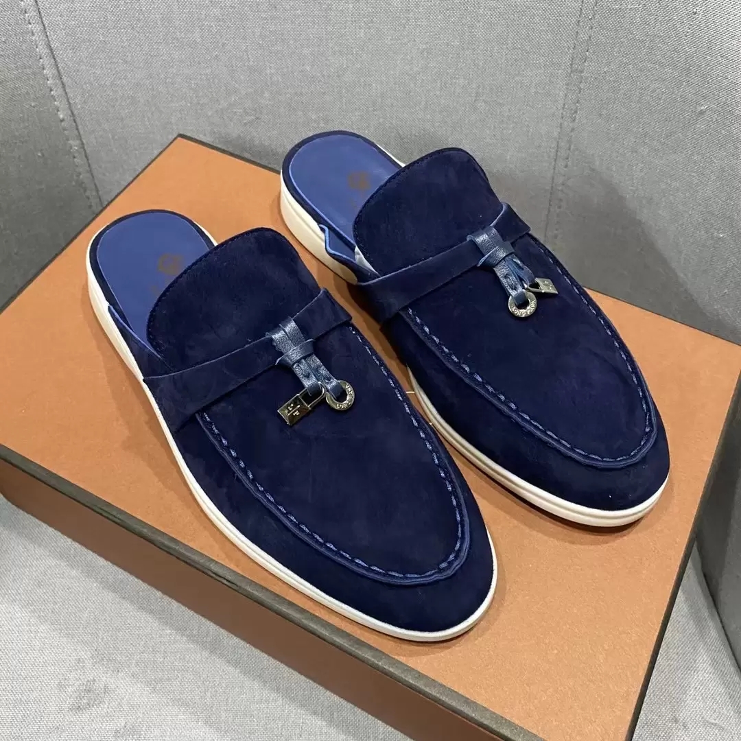 23S LP PIANA Summer Charms embellished Walk suede slippers Mules shoes Genuine leather casual slip on flats for women Luxury Designers flat shoe factory footwear
23S LP PIANA Summer Charms embellished Walk suede slippers Mules shoes Genuine leather casual slip on flats for women Luxury Designers flat shoe factory footwear