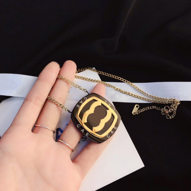 Luxury Designer Large Pendant Necklace For Womens Black Necklace Choker Chain Gold Plated Quality Stainless Steel Letter For Women Jewelry
Luxury Designer Large Pendant Necklace For Womens Black Necklace Choker Chain Gold Plated Quality Stainless Steel Letter For Women Jewelry