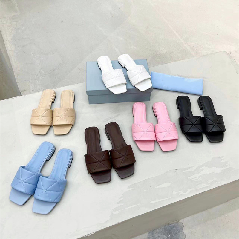 Designer New Women's Slippers Square Flat Sandals Summer Leather Flats Comfort Shoes Walking Shoes Seaside Flip-Flops 35-43 With Box
Designer New Women's Slippers Square Flat Sandals Summer Leather Flats Comfort Shoes Walking Shoes Seaside Flip-Flops 35-43 With Box