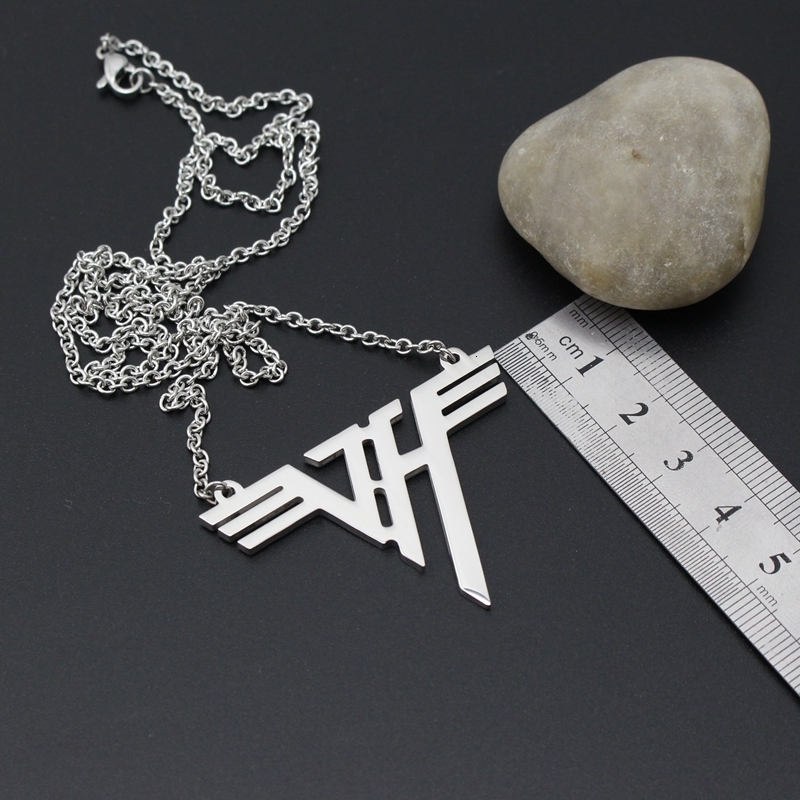 Chokers VH Charm Eddie Van Halen band Stainless Steel Pendant Necklace Jewelry 24" Chain 230331
