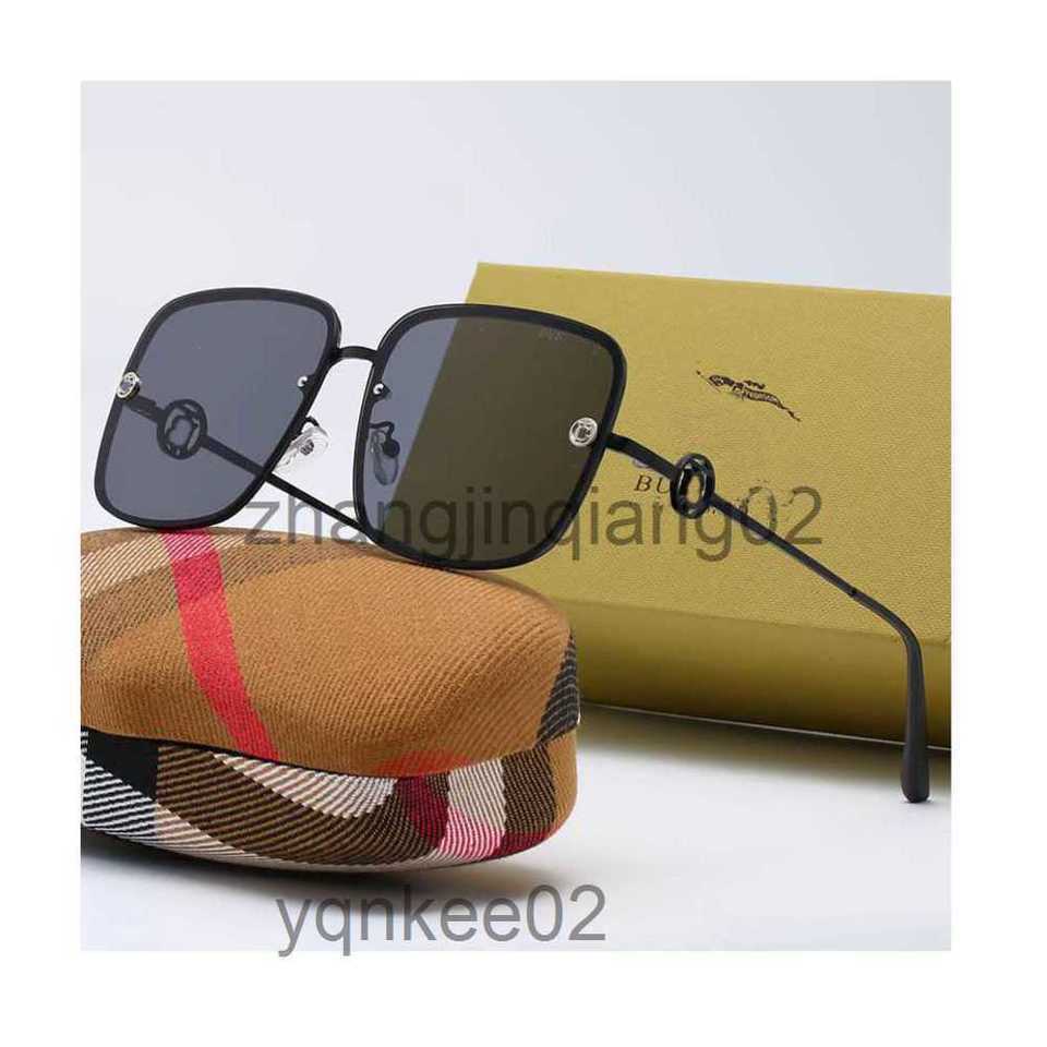 Designer Burbrery Sunglass Cycle Luxurious Fashion Sport Polarize Sunglasses Men Women Lovers Summer Vintage Baseball Anti Glare UV Resistant Drivers Glasses
Designer Burbrery Sunglass Cycle Luxurious Fashion Sport Polarize Sunglasses Men Women Lovers Summer Vintage Baseball Anti Glare UV Resistant Drivers Glasses