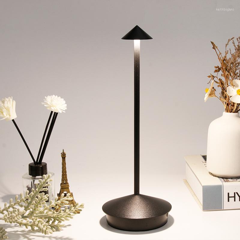 Table Lamps Creative Dining Touch Led El Bar Coffee Pina Pro Lamp Rechargeable Lampada Da Tavolo Decorative Desk
Table Lamps Creative Dining Touch Led El Bar Coffee Pina Pro Lamp Rechargeable Lampada Da Tavolo Decorative Desk