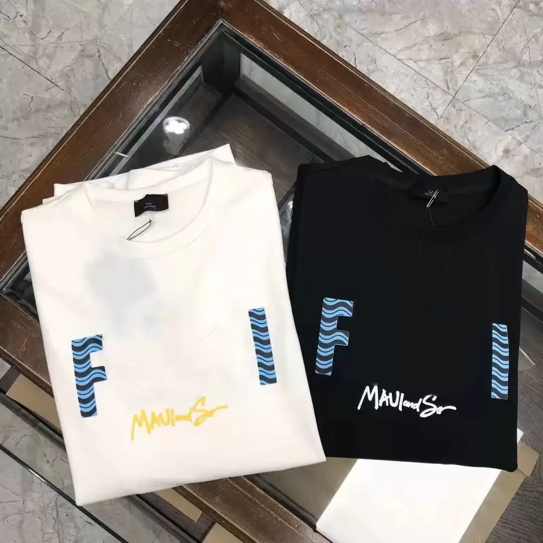 New Mens Designers Hoodie Sweatshirts Men Hooded Clothing Homme High Street Print Women Hoodies Pullover Casual Top Fashion Custom Coat, Tracksuits 2
New Mens Designers Hoodie Sweatshirts Men Hooded Clothing Homme High Street Print Women Hoodies Pullover Casual Top Fashion Custom Coat, Tracksuits 2