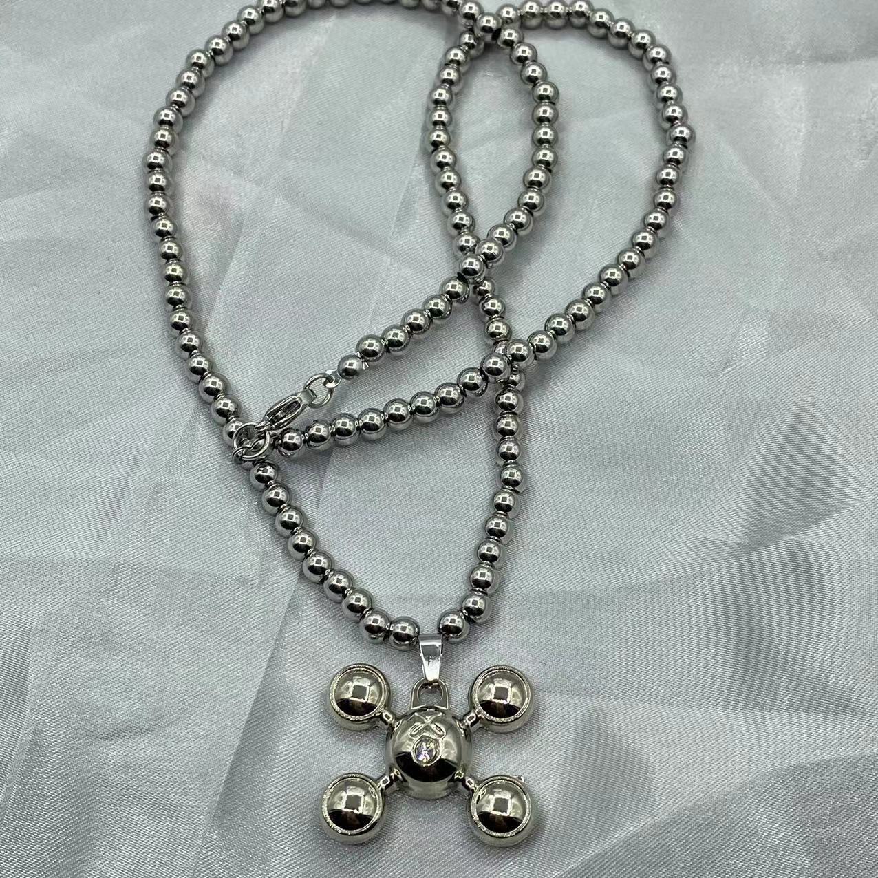 Chokers Fashion Stainless Steel Round Bead Chain Quadangle Ball Pendant For Men Women Personality Niche n Sense Necklace Gift 230331