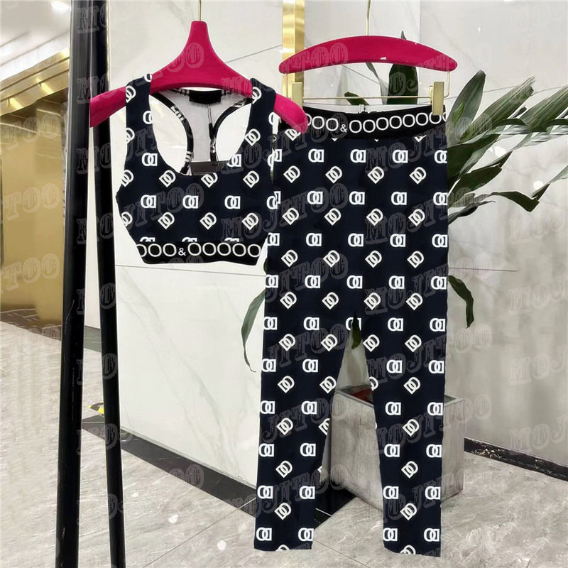 Women Tracksuit Sports Tank Top Leggings Suits Yoga Outfits Full Letter Fashion Padded Dry Fast Gym Sportswear, Black
Women Tracksuit Sports Tank Top Leggings Suits Yoga Outfits Full Letter Fashion Padded Dry Fast Gym Sportswear, Black