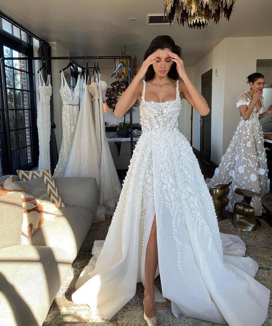 Straps Boho A Line Dresses For Bride Square Neck Appliques Wedding Dress Vestidos De Novia Front Slit Designer Bridal Gowns 0515