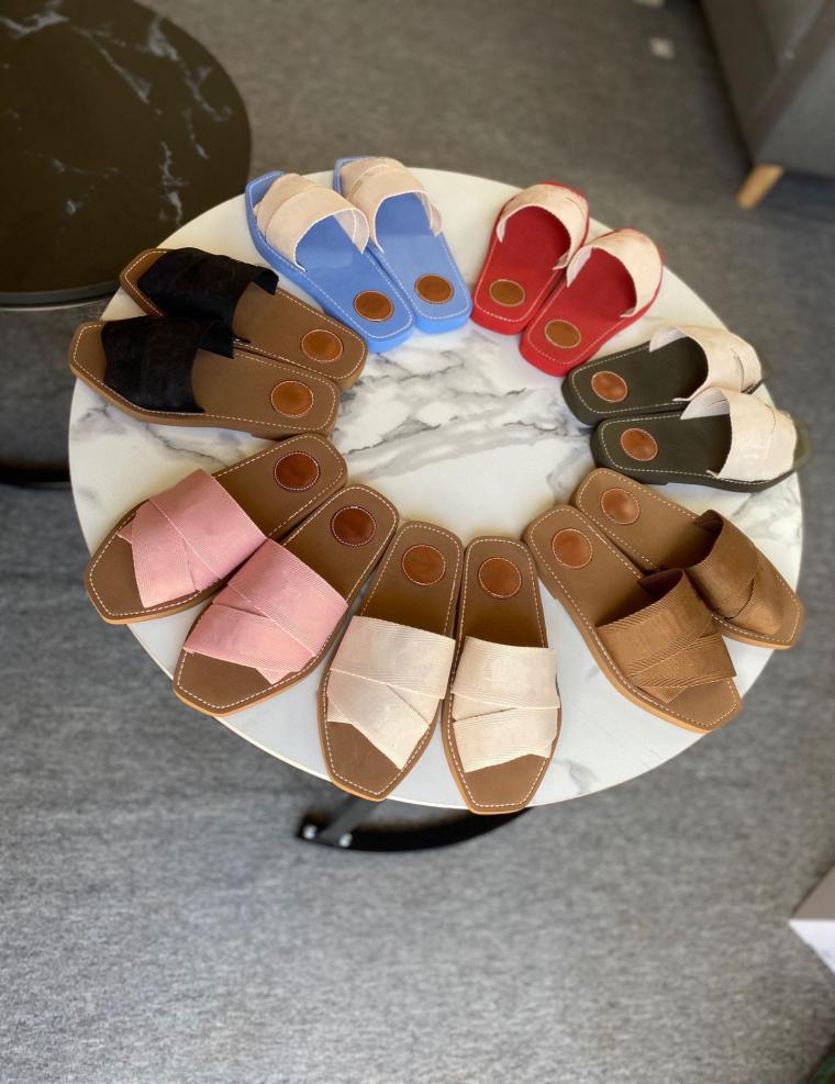 Designer Letter women Sandals Shoes Flops Genuine Slippers Casual Ladies Flat Slipper Summer Outdoor Beach Loafer Party Holiday Fa6113888, Pink
Designer Letter women Sandals Shoes Flops Genuine Slippers Casual Ladies Flat Slipper Summer Outdoor Beach Loafer Party Holiday Fa6113888, Pink