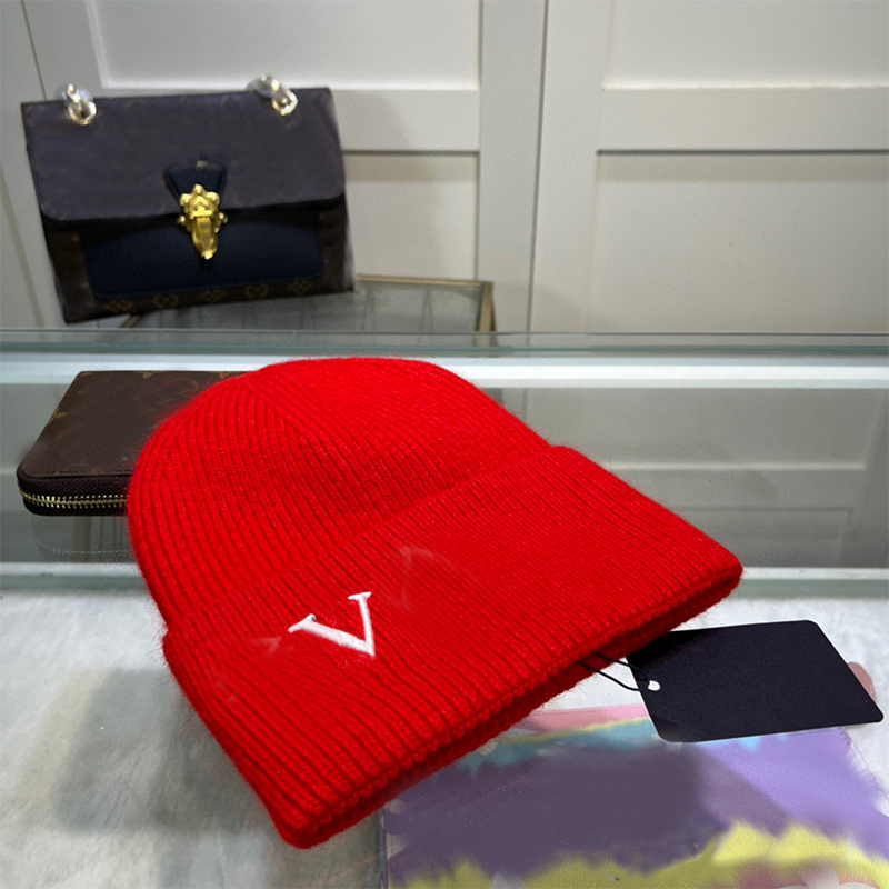 Luxury Classic Women Hot Style Skull Hat Hats Men And Women Fashion Universal Knitted Cap, Red
Luxury Classic Women Hot Style Skull Hat Hats Men And Women Fashion Universal Knitted Cap, Red