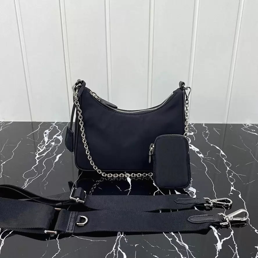 2023 Designers bag monograms Handbags Fashions Steamer classics Messenger Handbag Fashion Brands Crossbody Bags, Beige
2023 Designers bag monograms Handbags Fashions Steamer classics Messenger Handbag Fashion Brands Crossbody Bags, Beige