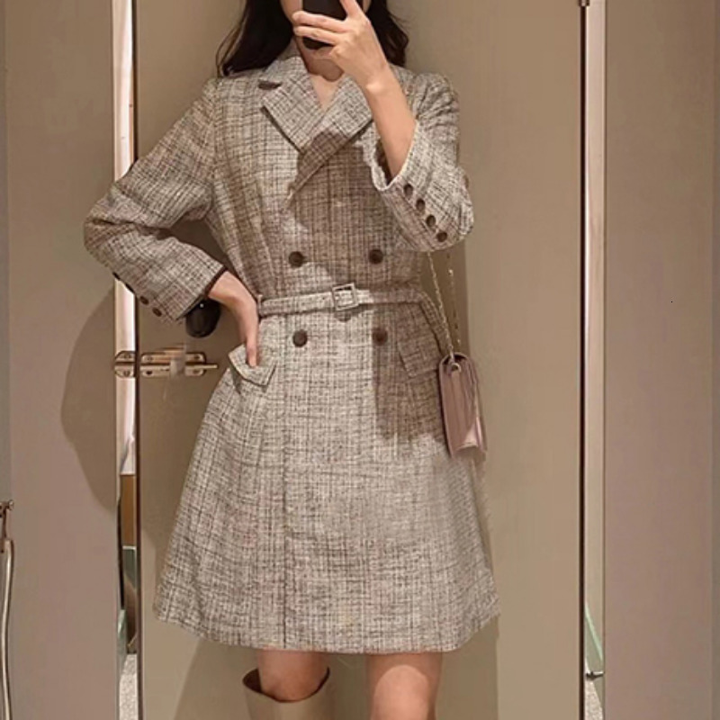 Casual Dresses Kuzuwata Japanese Stripe Robe Femme Autumn Winter Women Suit Style Vestidos Double Breasted Slim Waist Belt Dress 230331