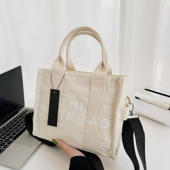 the tote bag lady famous designer cool practical Large capacity plain cross body shoulder handbags women great jobob purse crossbody casual marc canva K00106, Black
the tote bag lady famous designer cool practical Large capacity plain cross body shoulder handbags women great jobob purse crossbody casual marc canva K00106, Black
