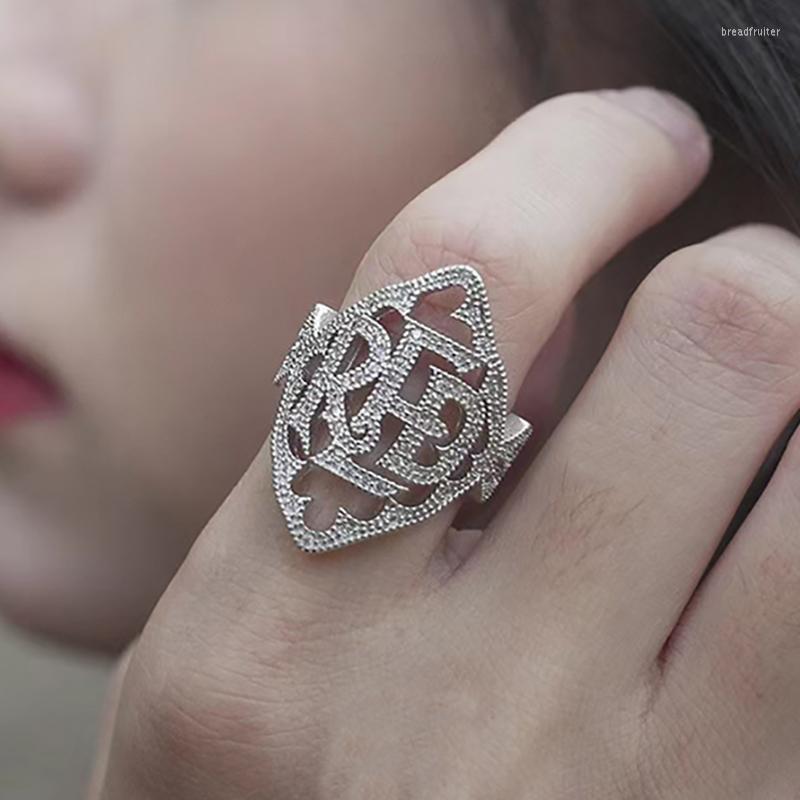 Cluster Rings Taylor Limited Red Letters Ring Adjustable Personality Luxury Rhinestone Anniversary Birthday Jewelry Gift For Women Men
Cluster Rings Taylor Limited Red Letters Ring Adjustable Personality Luxury Rhinestone Anniversary Birthday Jewelry Gift For Women Men