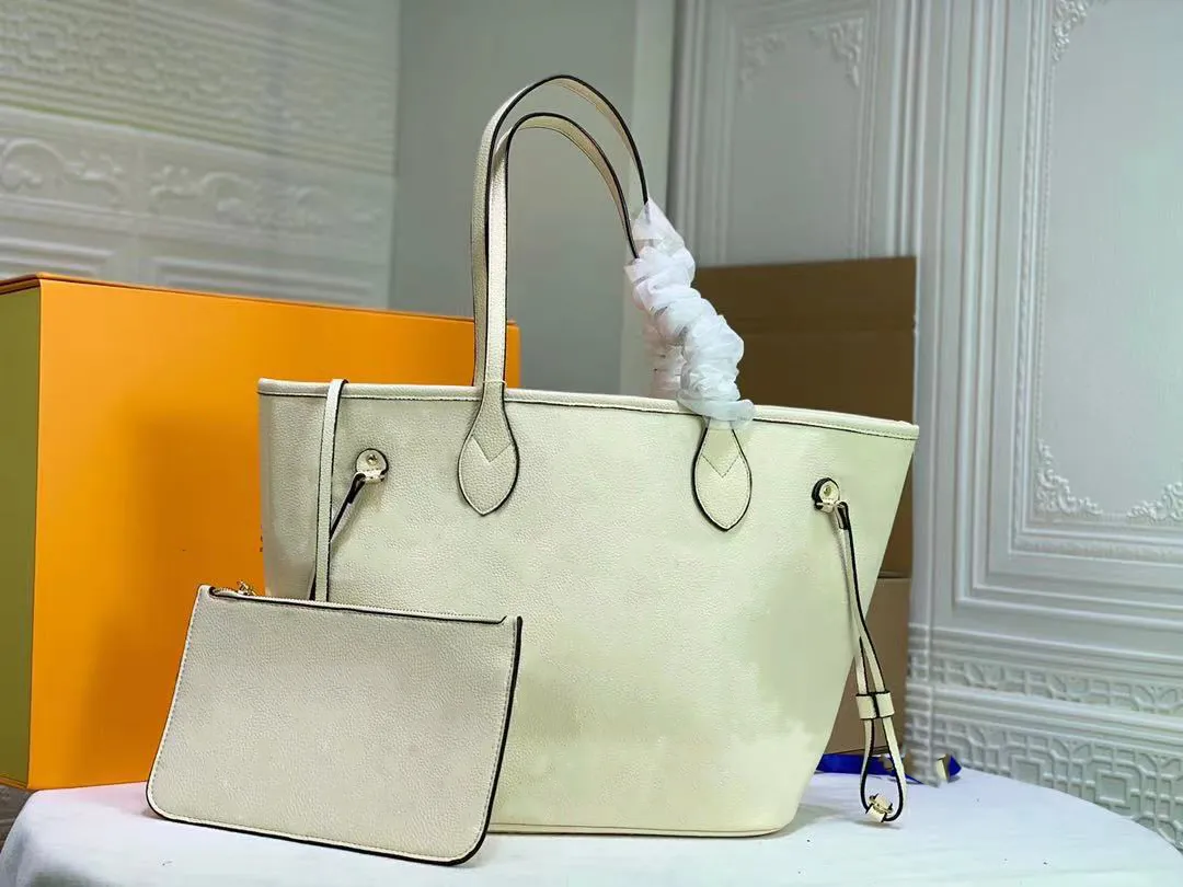 High Quality Fashion Classic Bags All-match Genuine Leather Letter Medium Tote Vintage Messenger Women Handbags embossing Shoulder Bag, L2 white
High Quality Fashion Classic Bags All-match Genuine Leather Letter Medium Tote Vintage Messenger Women Handbags embossing Shoulder Bag, L2 white