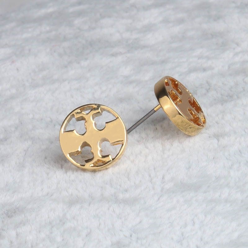 hoop earing hollow out circular earrings designer for women stud earring clover earings luxury channel jewelry woman stainless steel ohrringe 18K gold plated
hoop earing hollow out circular earrings designer for women stud earring clover earings luxury channel jewelry woman stainless steel ohrringe 18K gold plated