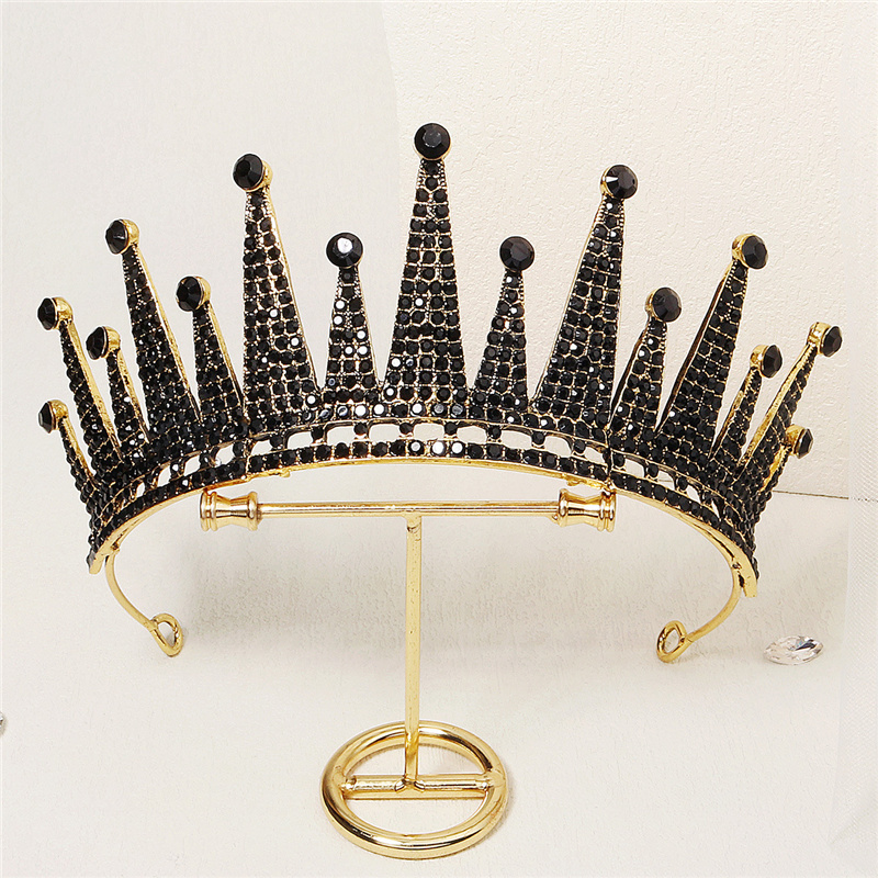 TS-0231-A Bridal Headwear European and American Vintage Super Large Triangle Crown Hairpin Wedding Hairpiece Black Halloween Crown
TS-0231-A Bridal Headwear European and American Vintage Super Large Triangle Crown Hairpin Wedding Hairpiece Black Halloween Crown