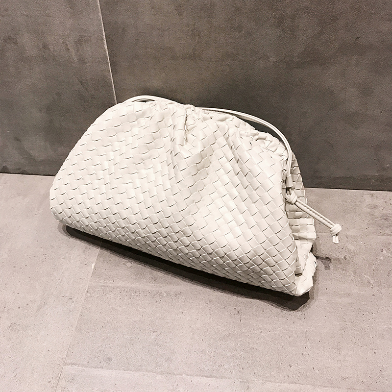 designer bag High quality armpit shoulder bag Fashion woven leather handbag Luxury designer Moon shaped medium bags Women' Cross Body cross purses, Brown
designer bag High quality armpit shoulder bag Fashion woven leather handbag Luxury designer Moon shaped medium bags Women' Cross Body cross purses, Brown