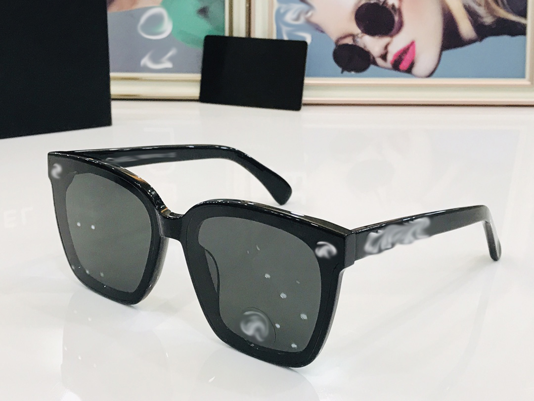 Luxury Designer C Sunglass Fashion Sunglasses Polarized Glasses Outdoor Shades Fashion Classic Ladies Mirrors for Women Men Available in multiple colors
Luxury Designer C Sunglass Fashion Sunglasses Polarized Glasses Outdoor Shades Fashion Classic Ladies Mirrors for Women Men Available in multiple colors