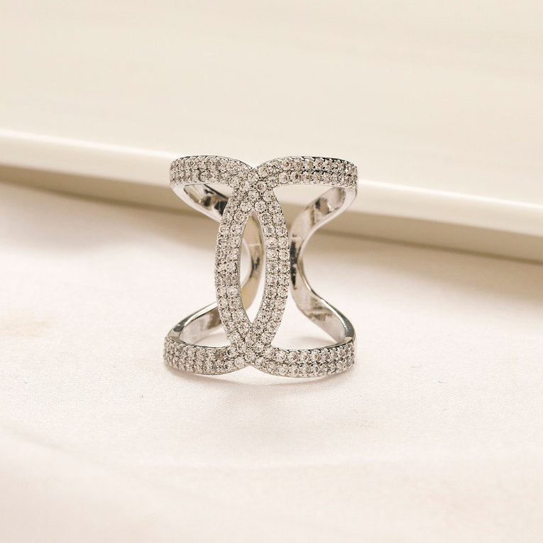 925 Silver Gift Wedding Ring Designer Love Jewelry Ring 2023 New Luxury Brand Adjustable Ring Design for Women Stainless Steel Party Love Jewelry Wholesale
925 Silver Gift Wedding Ring Designer Love Jewelry Ring 2023 New Luxury Brand Adjustable Ring Design for Women Stainless Steel Party Love Jewelry Wholesale
