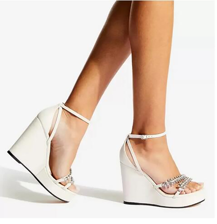 Summer Luxury Women sandal Designer Bing Wedge Ankle Strap Open Toe Comfort Leather Crystals Two Toe Straps High Heels Dress Party Wedding EU35-43
Summer Luxury Women sandal Designer Bing Wedge Ankle Strap Open Toe Comfort Leather Crystals Two Toe Straps High Heels Dress Party Wedding EU35-43