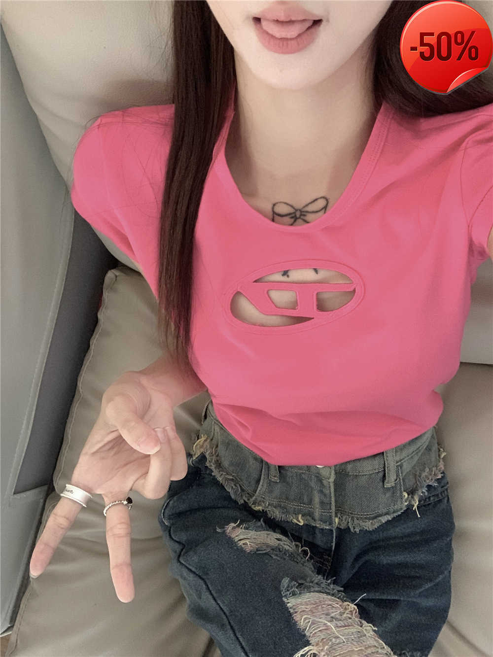 Designer haute coutureEmbroidered Hollow Sweet Spicy Short Fit Top Summer CCHIC Design Sensible Spicy Girl Short Sleeve T-shirt Women's Black and White
Designer haute coutureEmbroidered Hollow Sweet Spicy Short Fit Top Summer CCHIC Design Sensible Spicy Girl Short Sleeve T-shirt Women's Black and White