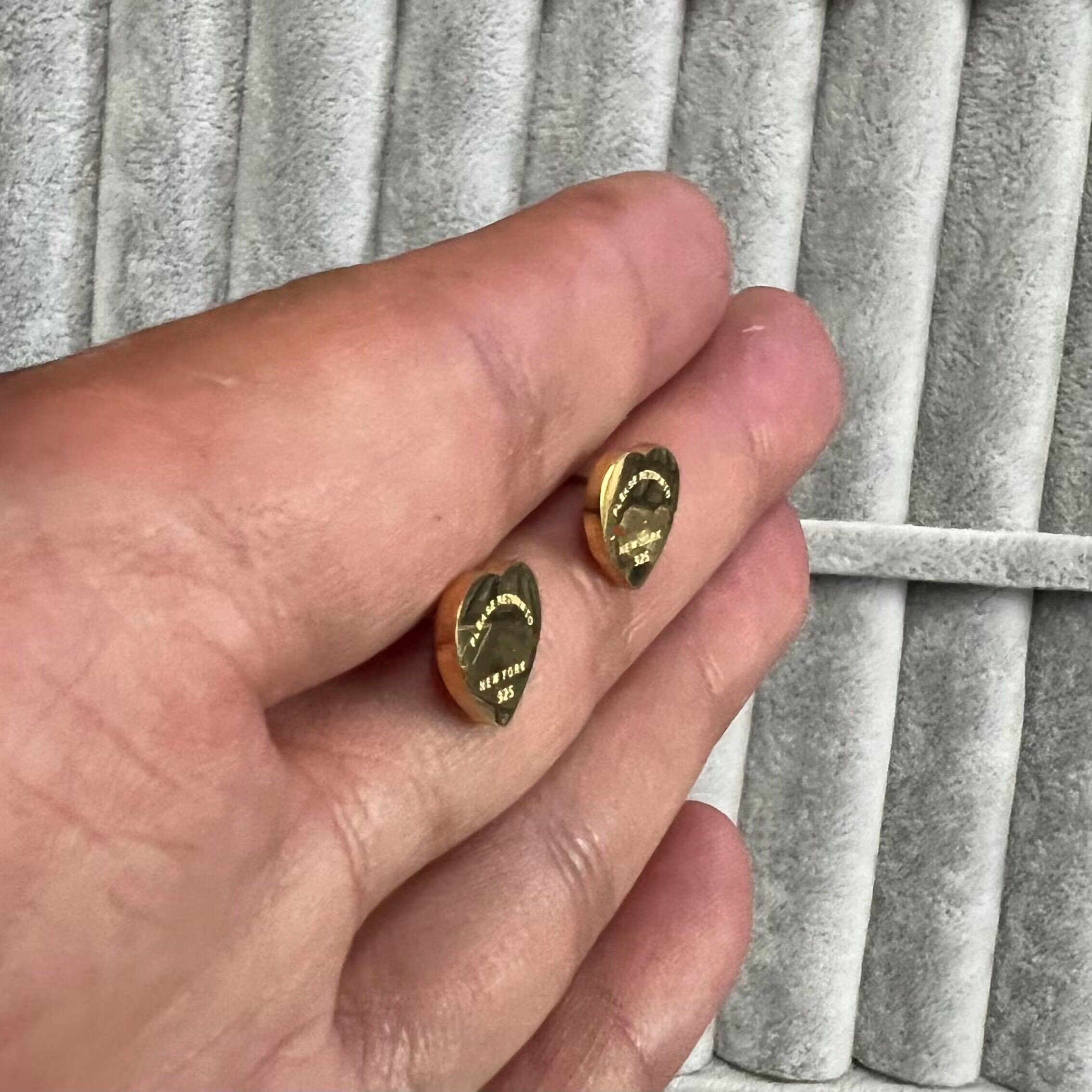 316L Stainless Steel high mirror small heart letter stud Earring 18k rose Gold Silver studs Earrings Women men Wedding Party love Jewelry never fade
316L Stainless Steel high mirror small heart letter stud Earring 18k rose Gold Silver studs Earrings Women men Wedding Party love Jewelry never fade