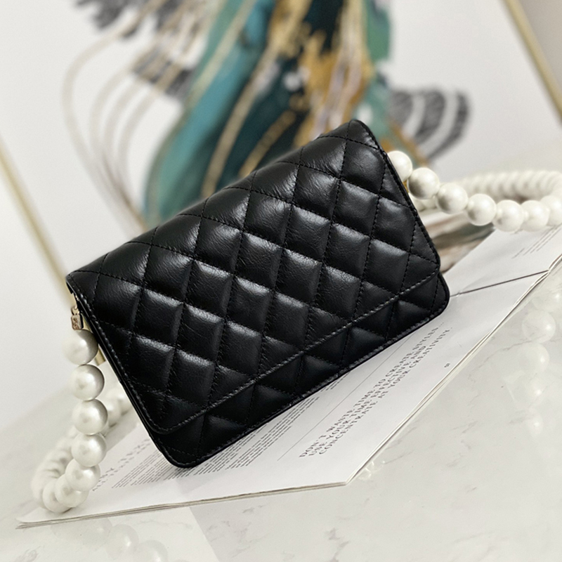 Designer Flap Bag Luxury Crossbody Bag 19CM Genuine Leather Shoulder Bag High Imitation Chain Bag With Box ZC153
Designer Flap Bag Luxury Crossbody Bag 19CM Genuine Leather Shoulder Bag High Imitation Chain Bag With Box ZC153