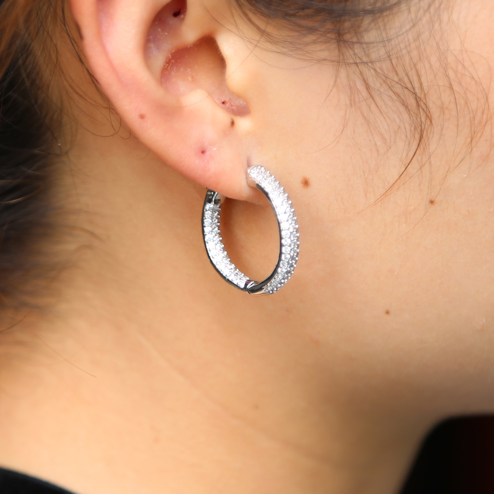 Hoop Huggie 25mm 50mm full cubic zirconia cz hoop earring Classic spring clasp top quality elegant women lady gift Huggie CZ hoop jewelry 230428