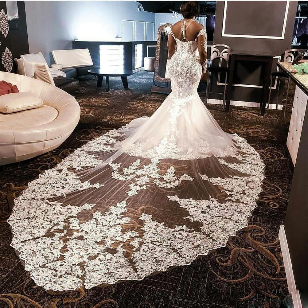 Luxurious Beading Neck Mermaid Wedding Dresses Rhinestone Long Sleeve Lace Appliques Long Train Wedding Gowns Plus Size Bridal Dress