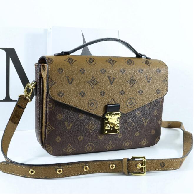 2023 In Stocks Fashion Women Luxurys Designers Bags Handbag Women Handbags Lady Messenger Shoulder Bag Luxury Crossbody Tote Wallet With Dustbag
2023 In Stocks Fashion Women Luxurys Designers Bags Handbag Women Handbags Lady Messenger Shoulder Bag Luxury Crossbody Tote Wallet With Dustbag
