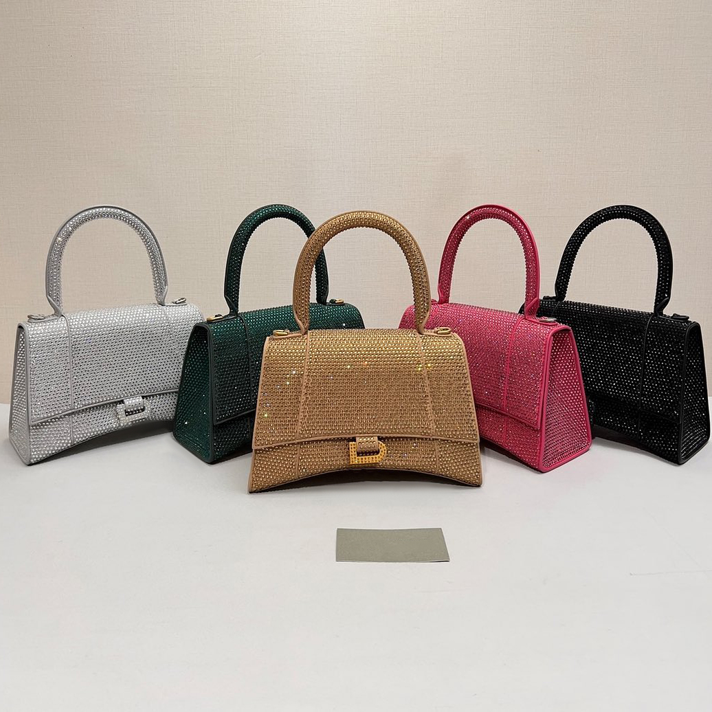 Inlaid rhinestone diamond hourglass bags Womens Luxury handbags clutch crossbody totes bag mens Designer classic small lady Bags with Adjustable shoulder strap, 2-pink
Inlaid rhinestone diamond hourglass bags Womens Luxury handbags clutch crossbody totes bag mens Designer classic small lady Bags with Adjustable shoulder strap, 2-pink