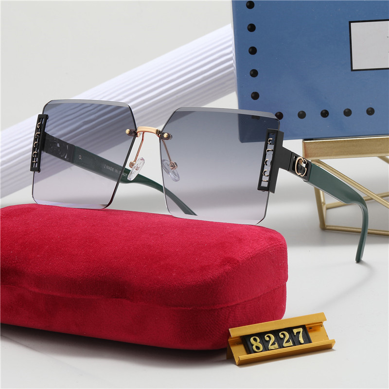 Designer Sunglasses For Women Men Cat Eye Eyewear Special UV 400 Protection Letters Big Leg Double Beam Frame Outdoor Design High Alloy Women Sunglasses 8227
Designer Sunglasses For Women Men Cat Eye Eyewear Special UV 400 Protection Letters Big Leg Double Beam Frame Outdoor Design High Alloy Women Sunglasses 8227