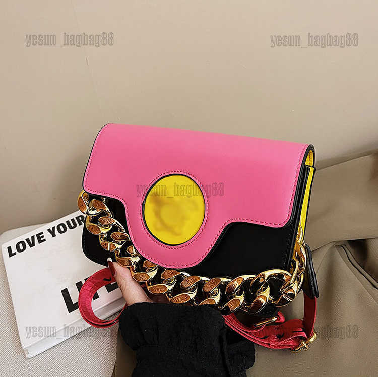 Luxury Designer Versages Handbag Big Tote Bag Female High-capacity Crossbody Bag Shoulder Lady Wallet Messenger Handbag 15cm/21cm/7cm pink
Luxury Designer Versages Handbag Big Tote Bag Female High-capacity Crossbody Bag Shoulder Lady Wallet Messenger Handbag 15cm/21cm/7cm pink
